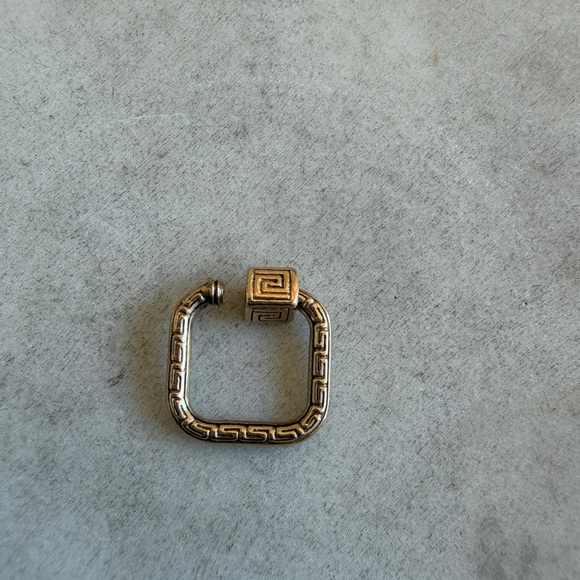 Marla Aaron baby meander in 14kt YG - Picture 1 of 4